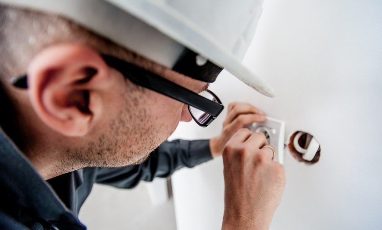 steps to becoming an electrician