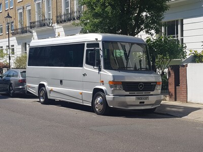 minibus hire London