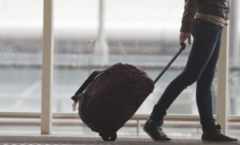 A Detailed Guide of Carry-On Luggage on Commercial Airlines