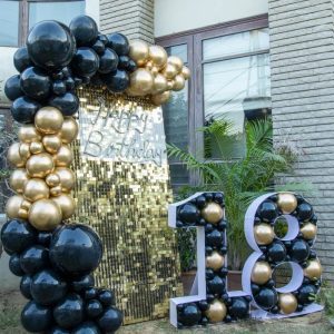 Balloon shop in Karachi