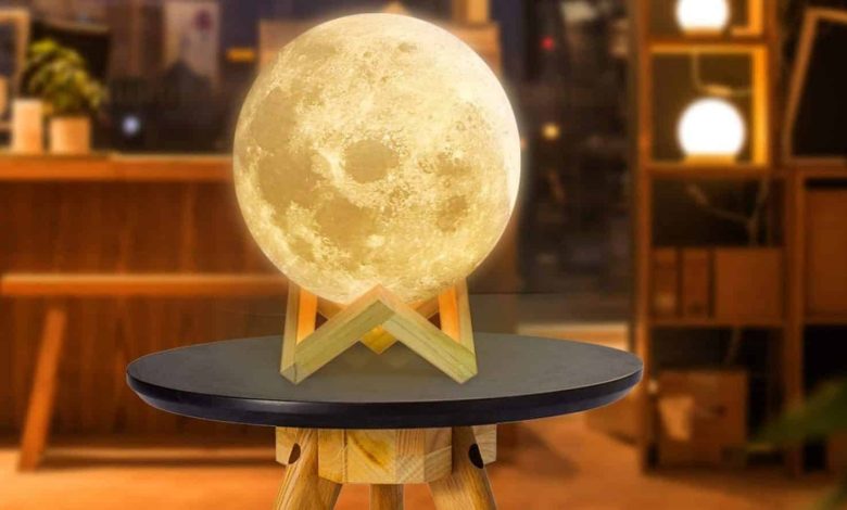 moon lamp