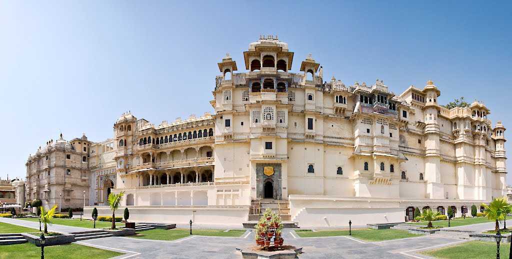 City Palace Udaipur (Things To Do in Udaipur)